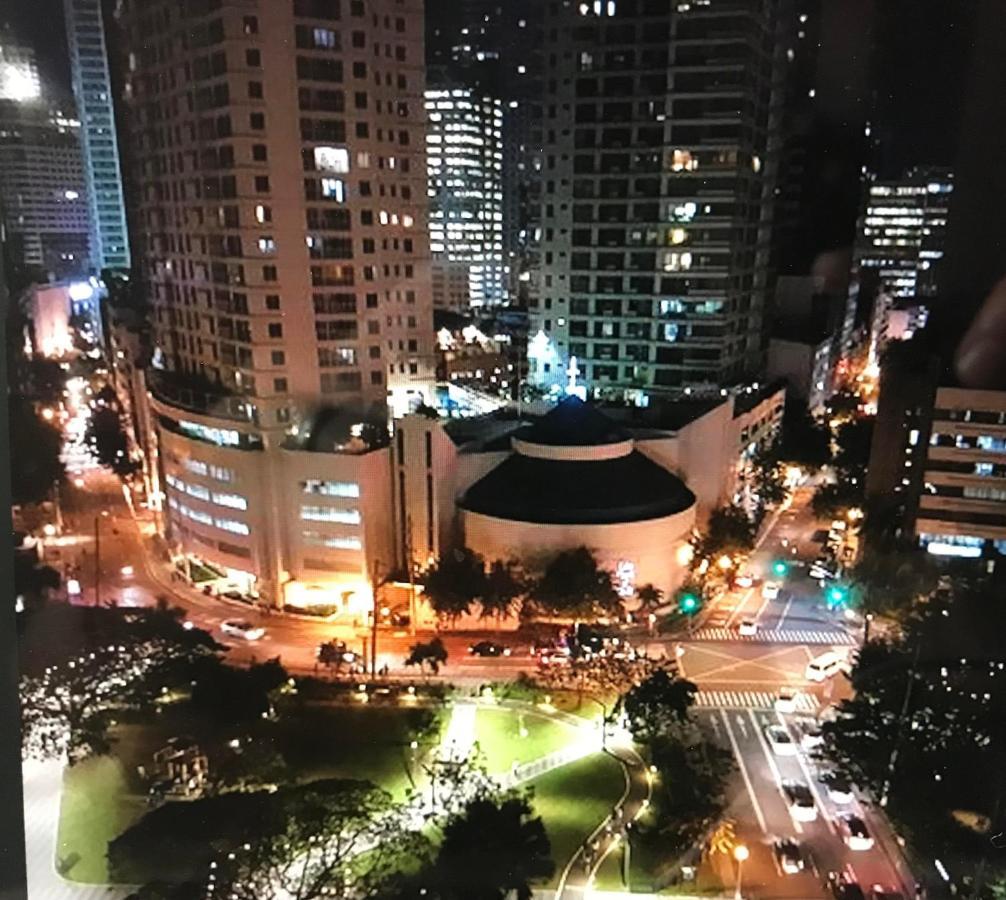 Cozy Place With City View At Greenbelt Makati Manila Esterno foto