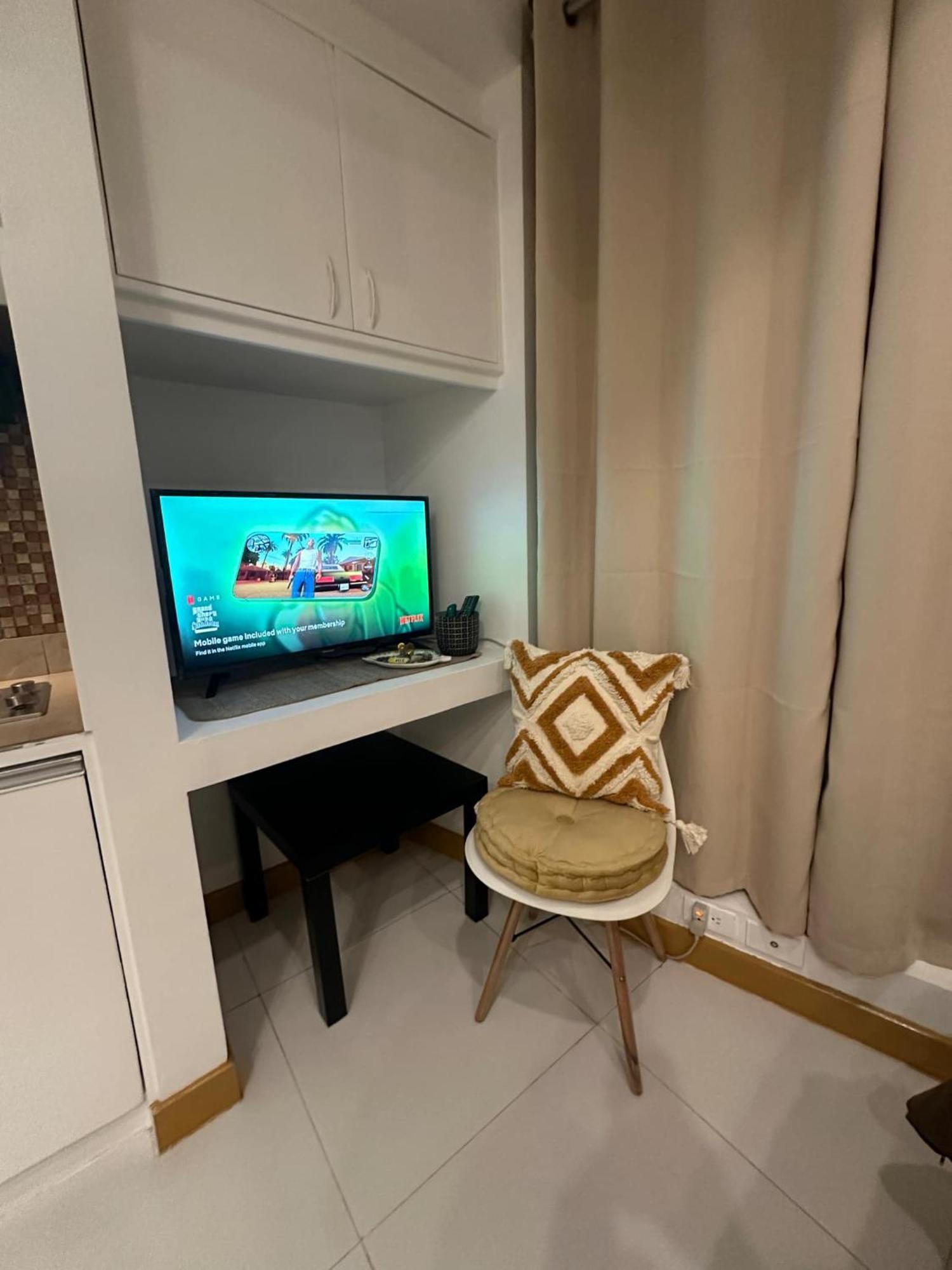 Cozy Place With City View At Greenbelt Makati Manila Esterno foto